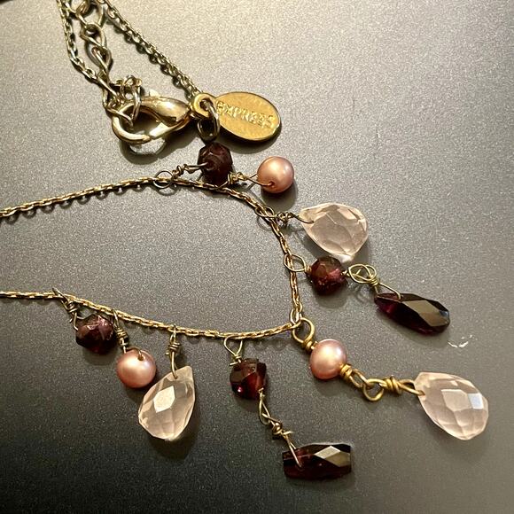 Pair of Express Necklaces - Lucky Horseshoe & Romantic Beads - Picture 6 of 7